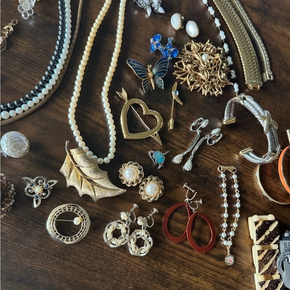 Vintage to Now Rhinestone Jewelry Lot Some Signed Swarovski Hobe Napier Monet - Picture 6 of 15